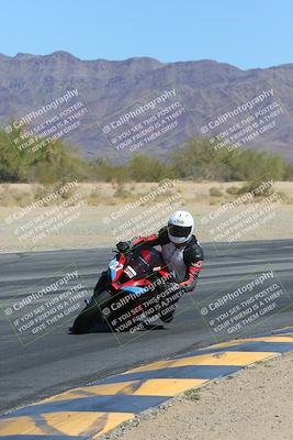 media/Mar-24-2025-Moto Forza (Mon) [[57ce5c5cff]]/1-Advanced Group/Session 3 (Turn 6 Inside)/